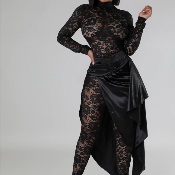 Lace Jumpsuit Mockneck with removable skirt - Picture 3 of 6